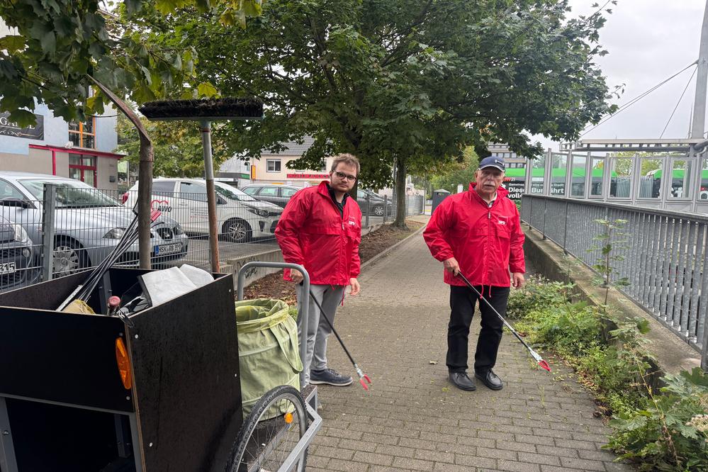 Mitglieder von #mittwochsumsechs bei der Arbeit